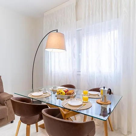 Trendyhomes Center Apartment *