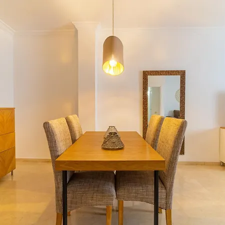 Trendyhomes Center *